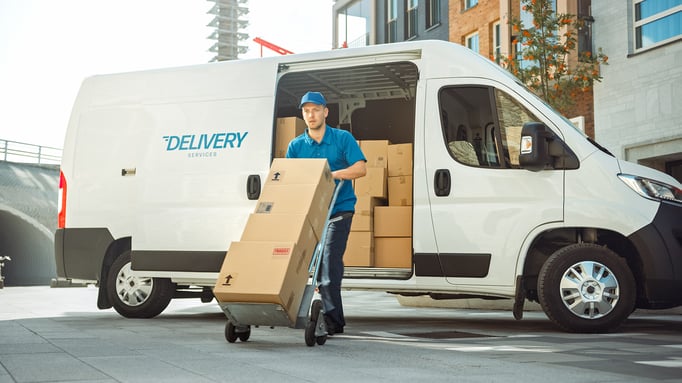 delivery-man-van