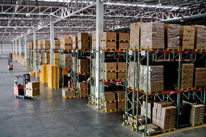 large-warehouse-aisles-wide-angle